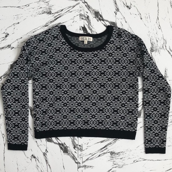 Pink Rose cropped sweater - Picture 3 of 7